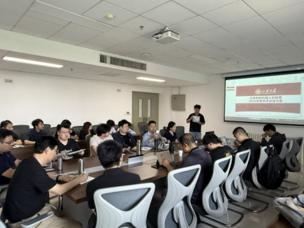 凝聚科研共识，赋能青年成长--云基智能机器人实验室开展学术经验交流会